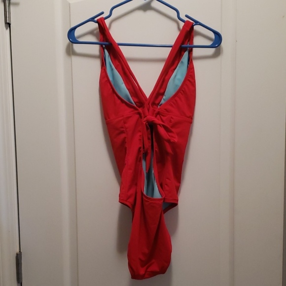 Bathing suit - Picture 2 of 2